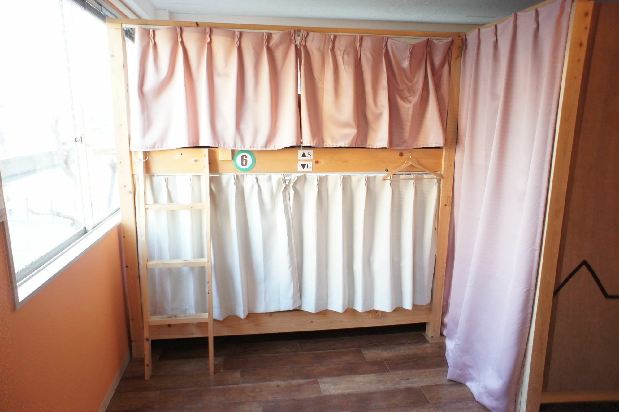 Guesthouse Sun Осака Екстер'єр фото
